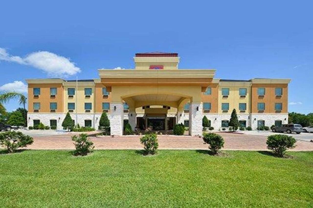 Comfort Suites Bay City Exterior photo